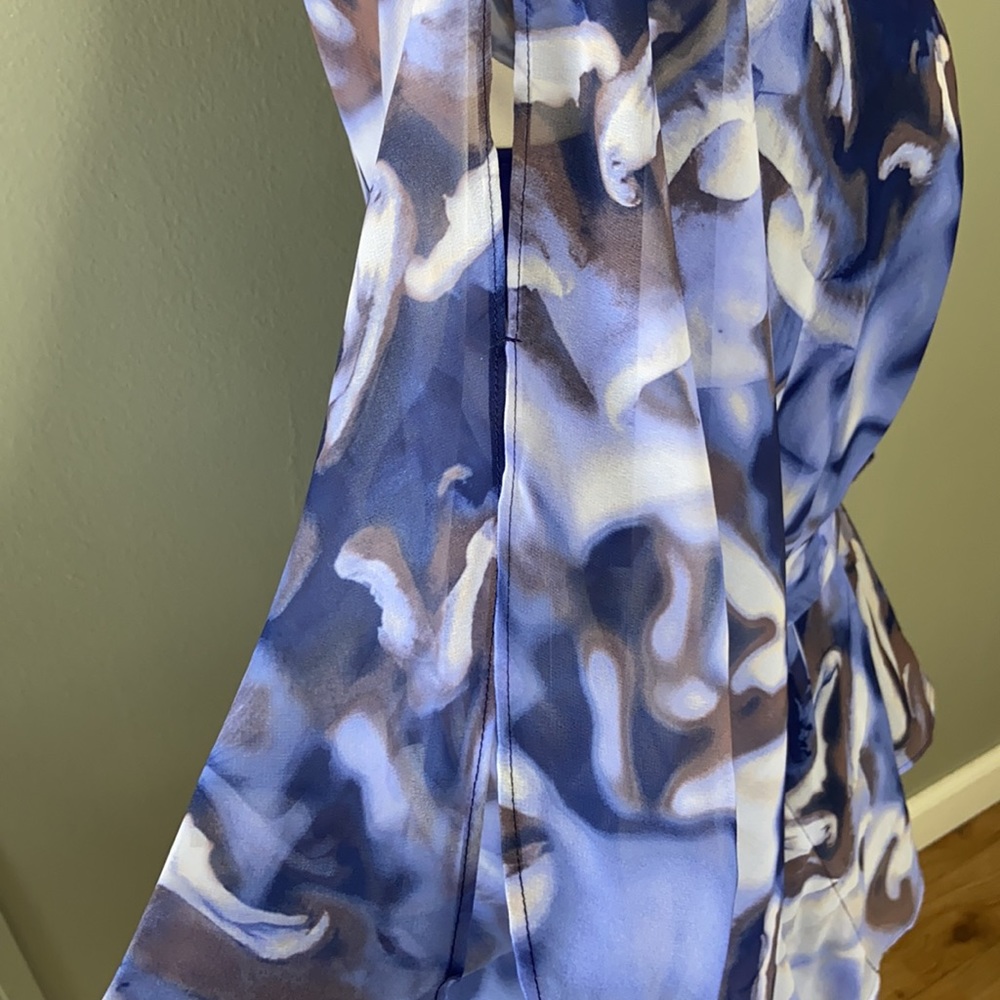 Jennifer Lopez butterfly blouse, size M - Picture 8 of 13